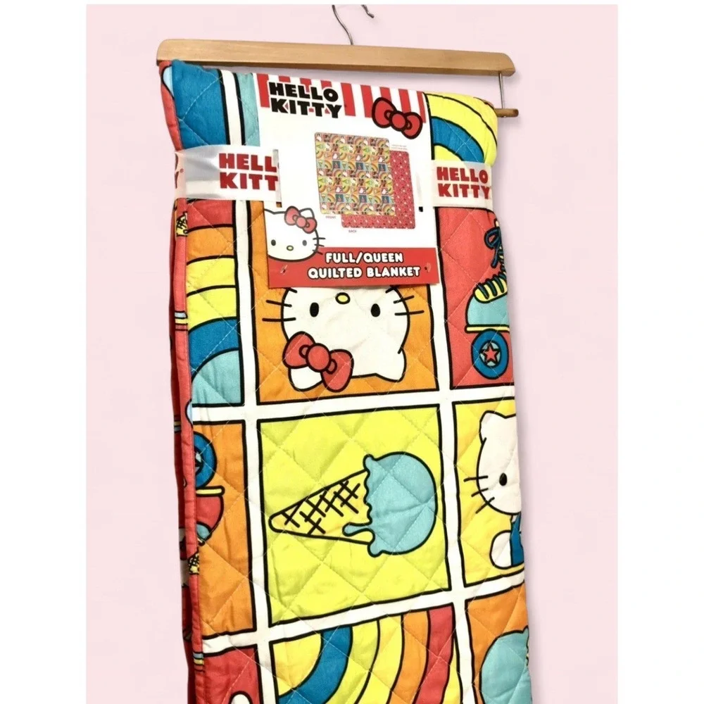 Hello Kitty Sanrio Full Queen Quilted Blanket Reversible Roller Skate Ice‎ Cream